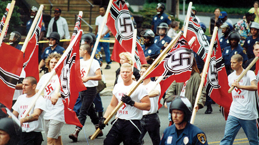 Neo-Nazis 